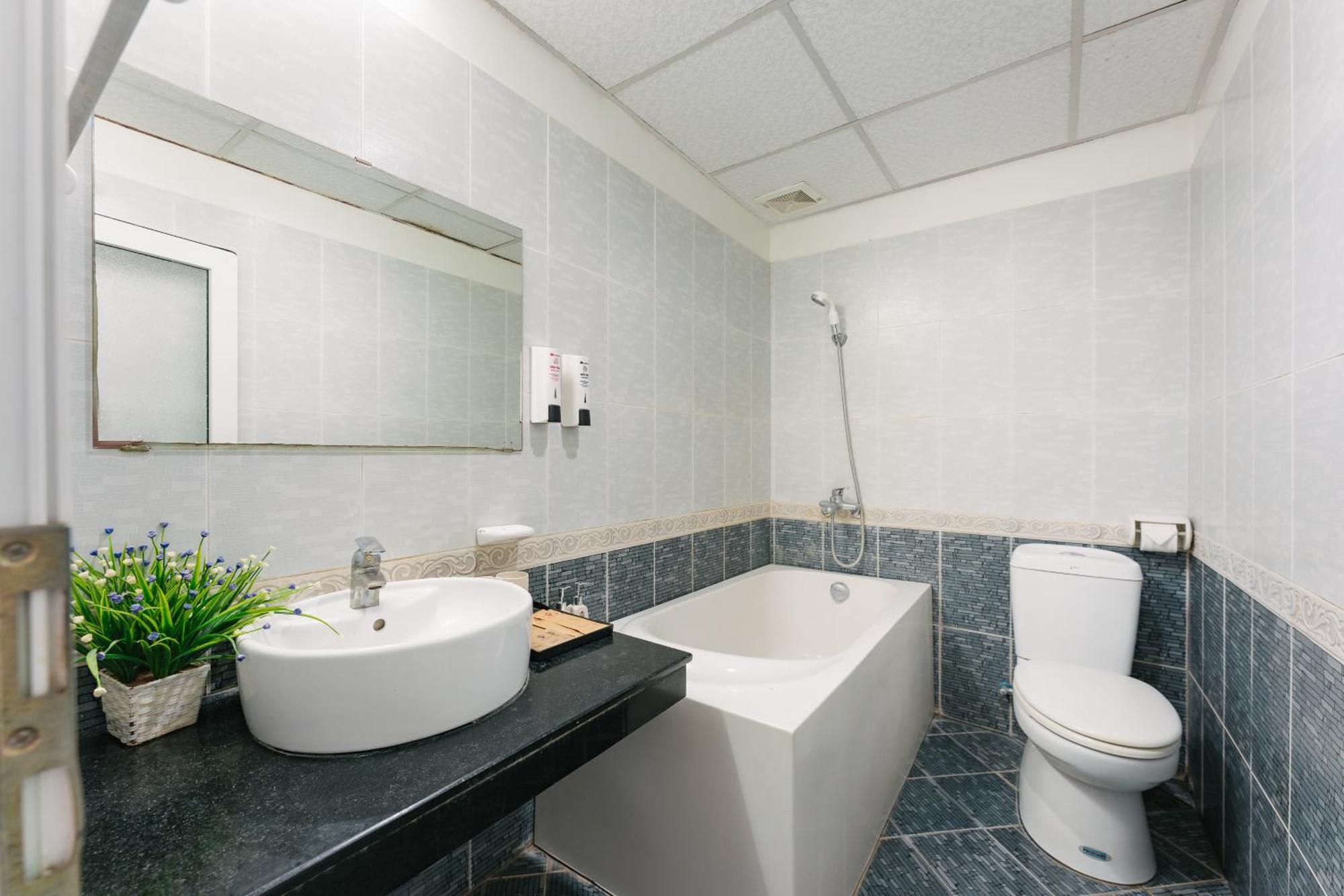 The Ky Moi Hotel And Spa - Ha Noi Center- Near Vincom Ba Trieu 河内 外观 照片